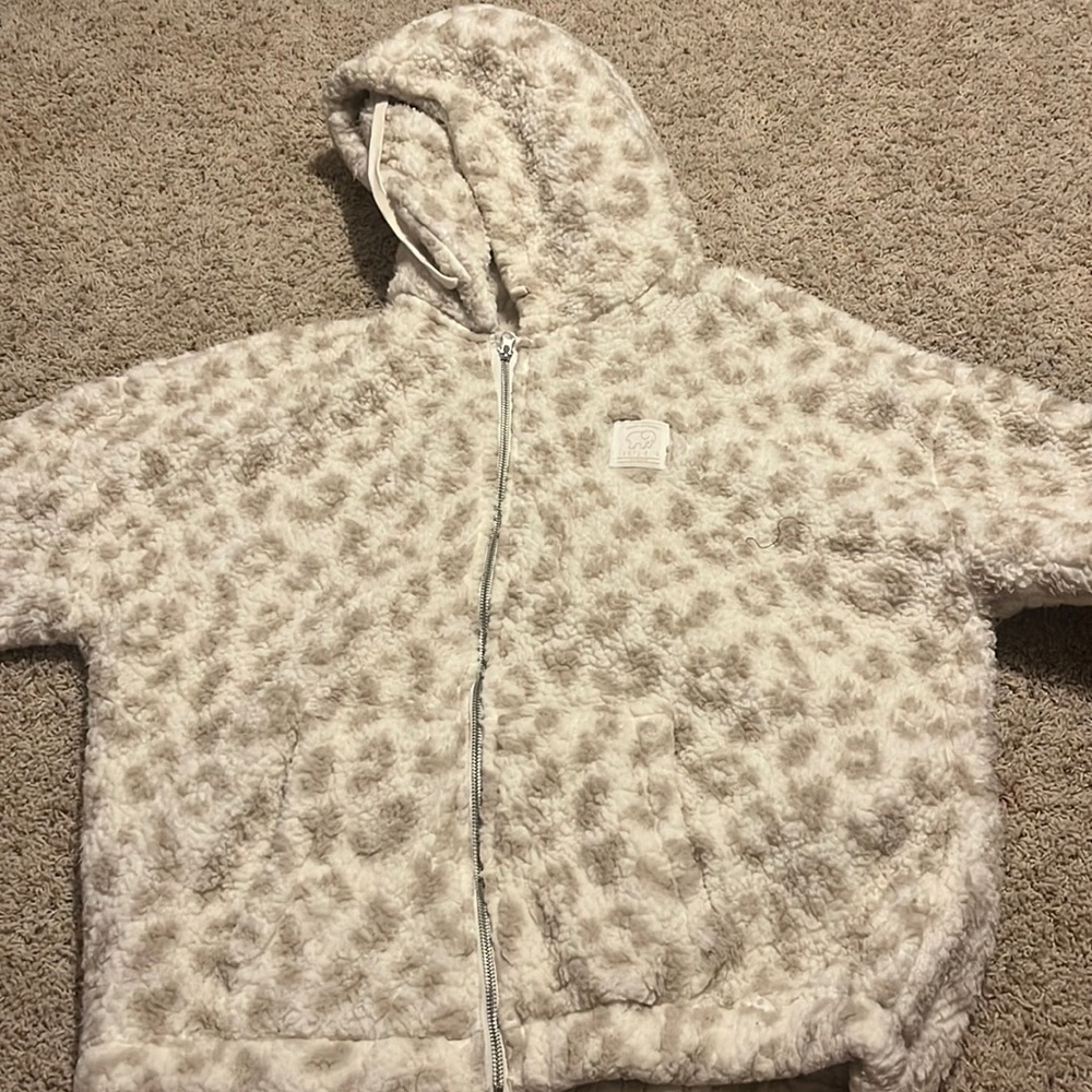 Brand: Ivory ella, Xl, little gray and cream.